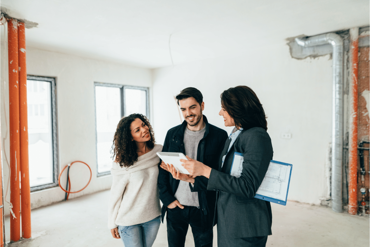 Should You Buy Land Before Choosing a Custom Home Builder